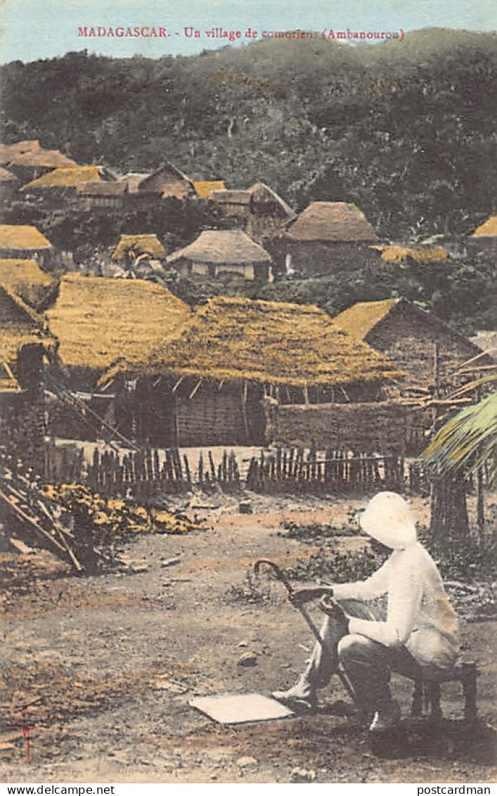 COMORES - Un Village De Comoriens à Madagascar (Ambanourou) - Ed. Chatard  - Comoros