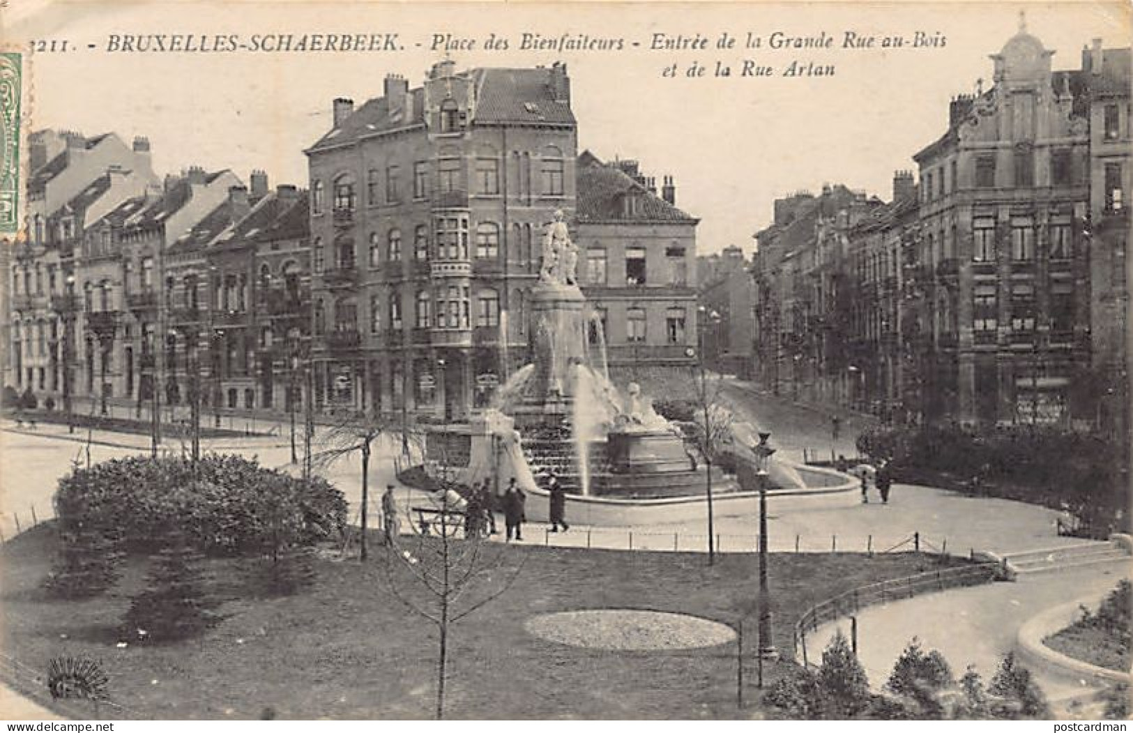 SCHAERBEEK (Brux.-Cap.) Place Des Bienfaiteurs - Entrée De La Grande Rue Au Bois Et De La Rue Artan - Ed. Henri Georges  - Schaarbeek - Schaerbeek