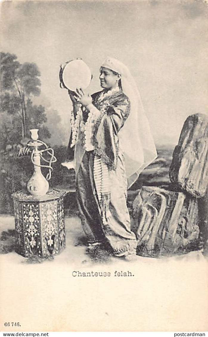 Egypt - Fellah Singer With Tambourine And Hookah - Publ. Unknown  - Personas