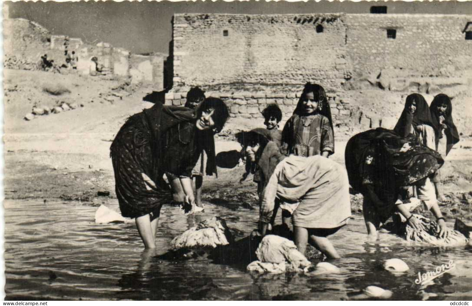 SCENES & TYPES  Mauresques Dans L' Oued RV JOMONE - Scenes