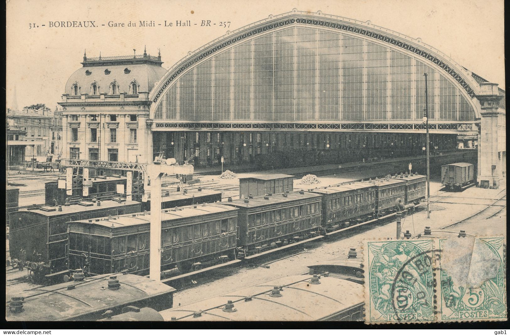 33 --- Bordeaux -- Gare Du Midi --- Le Hall  ( Wagon Anciens ) - Bordeaux