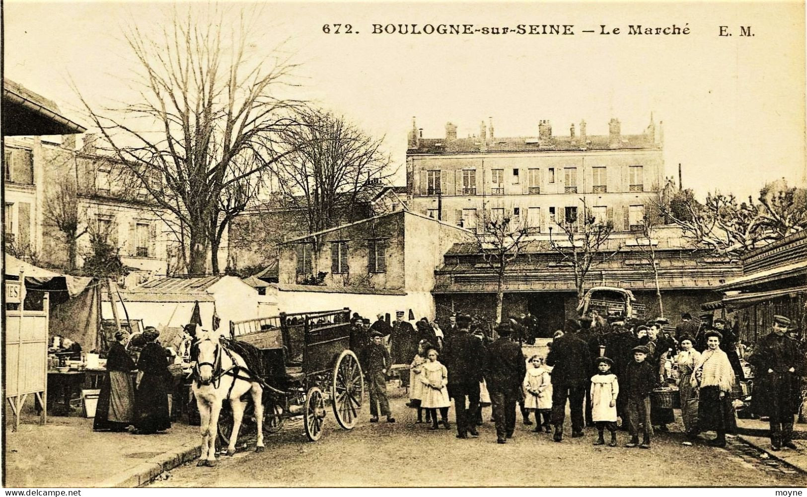 2448  - Hauts De Seine - BOULOGNE Sur SEINE :  LE  MARCHE  Belle Animation - Marchands - Attelage -    Circulée En1918 - Boulogne Billancourt
