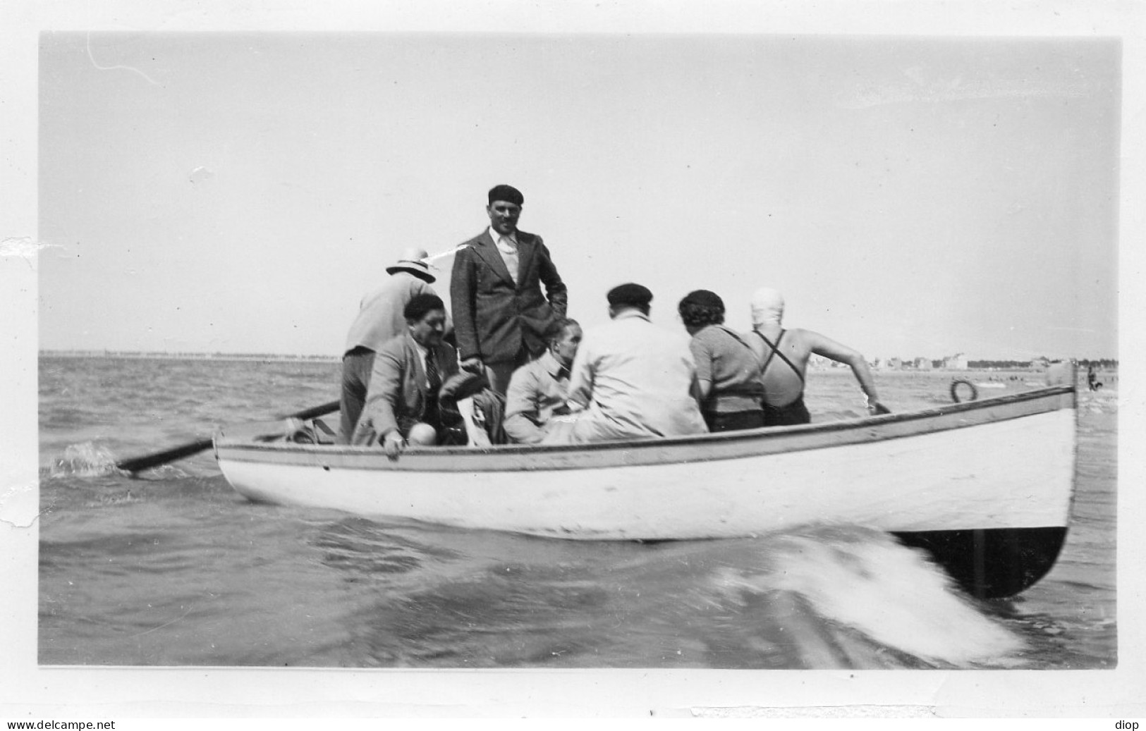Photo Vintage Paris Snap Shop - Homme Men Barque Boat Mer Sea Vague Wave - Boten