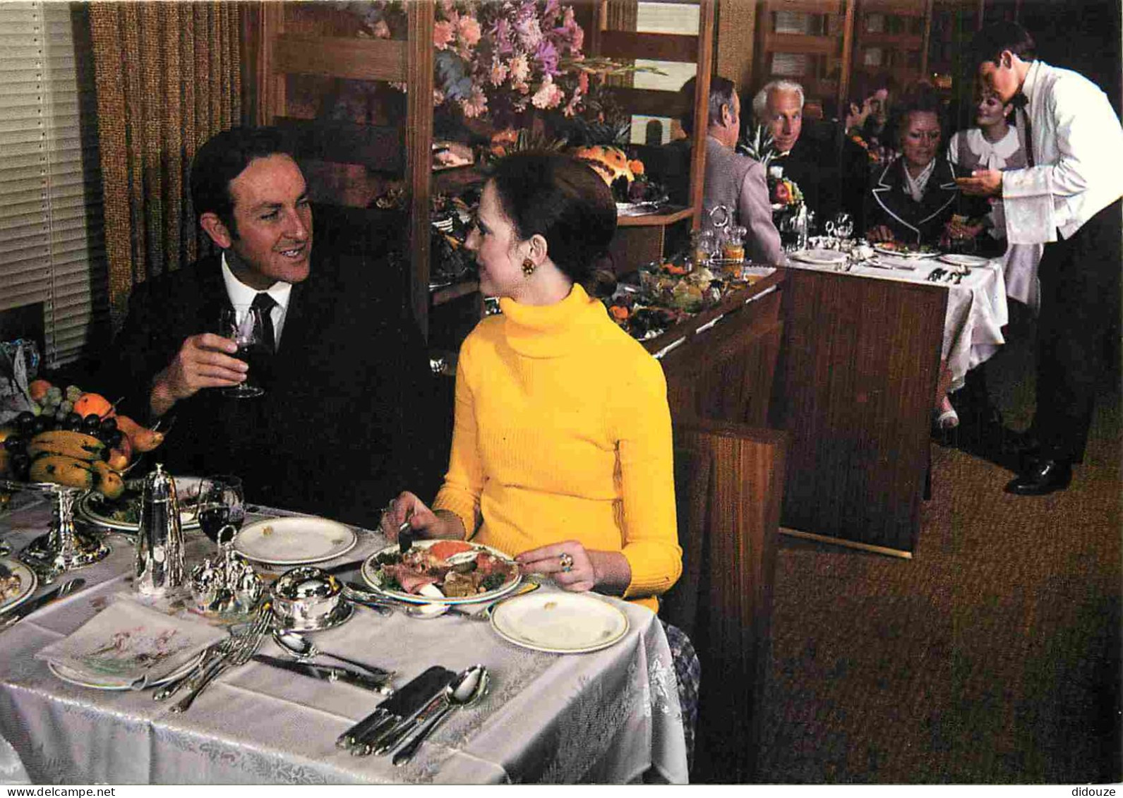 Trains - Trains - Afrique Du Sud - South Africa - The Dining Car On The New Blue Train - CPM - Voir Scans Recto-Verso - Trenes