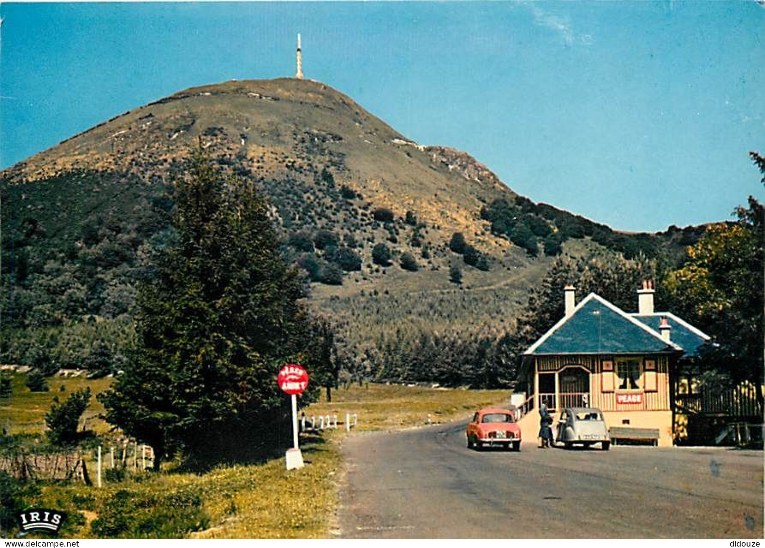 Automobiles - Le Puy De Dome - Le Péage - CPM - Voir Scans Recto-Verso - Turismo