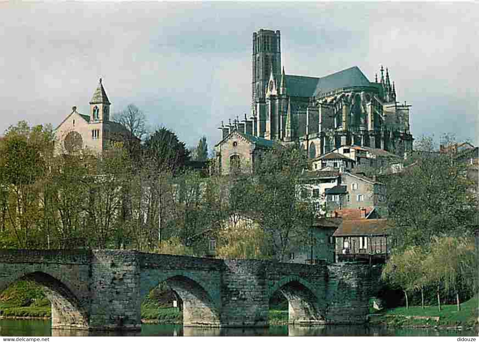 87 - Limoges - Le Pont Saint Etienne - Quartier De L'Abbessaille - La Cathédrale Saint Etienne - CPM - Voir Scans Recto- - Limoges