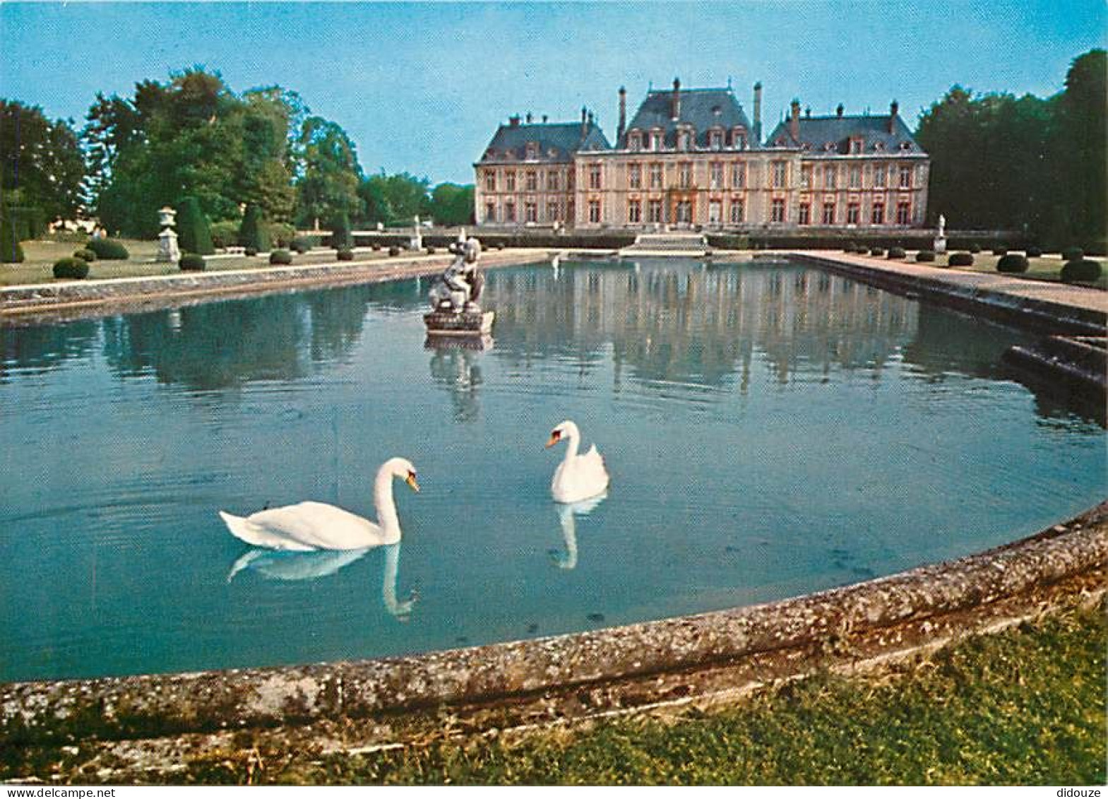 78 - Choisel - Le Château De Breteuil - Le Château Et Son Miroir D'eau - Cygnes - CPM - Carte Neuve - Voir Scans Recto-V - Autres & Non Classés
