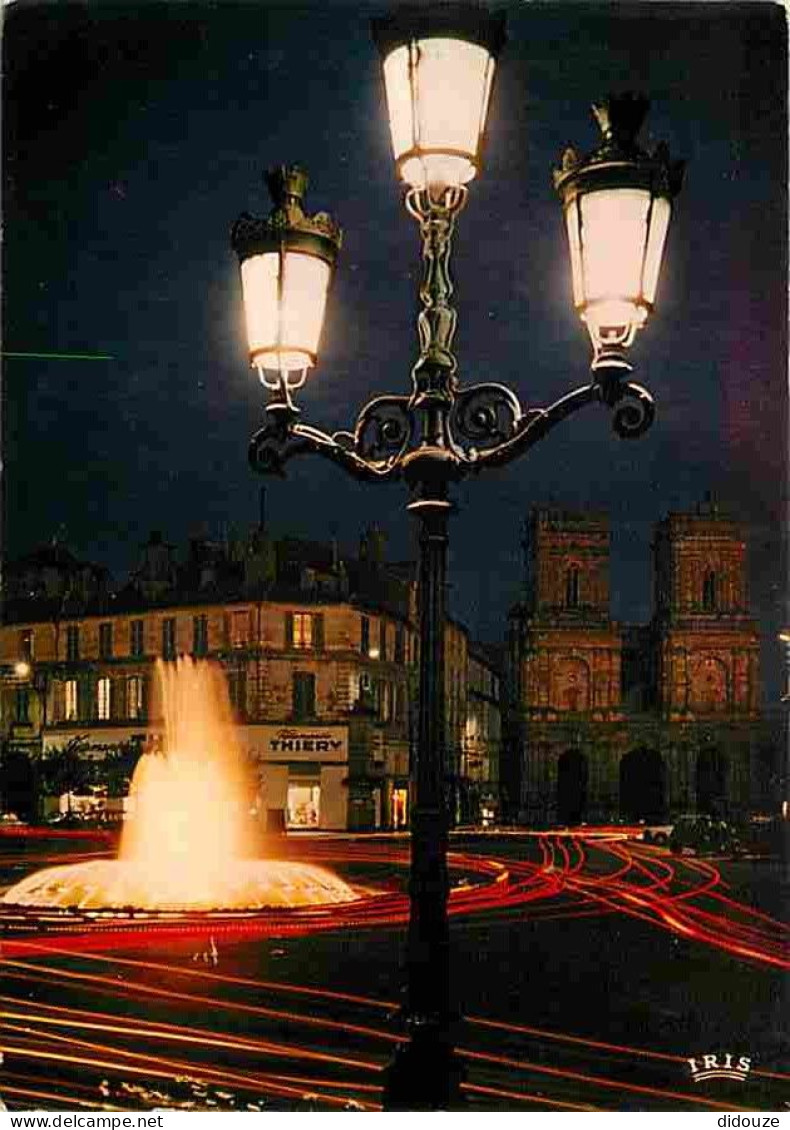 32 - Auch - La Fontaine - Vue De Nuit - Jets D'eau - CPM - Voir Scans Recto-Verso - Auch