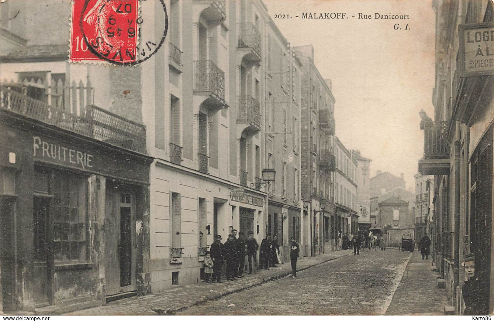 Malakoff * La Rue Danicourt * Commerces Magasins Fruiterie - Malakoff