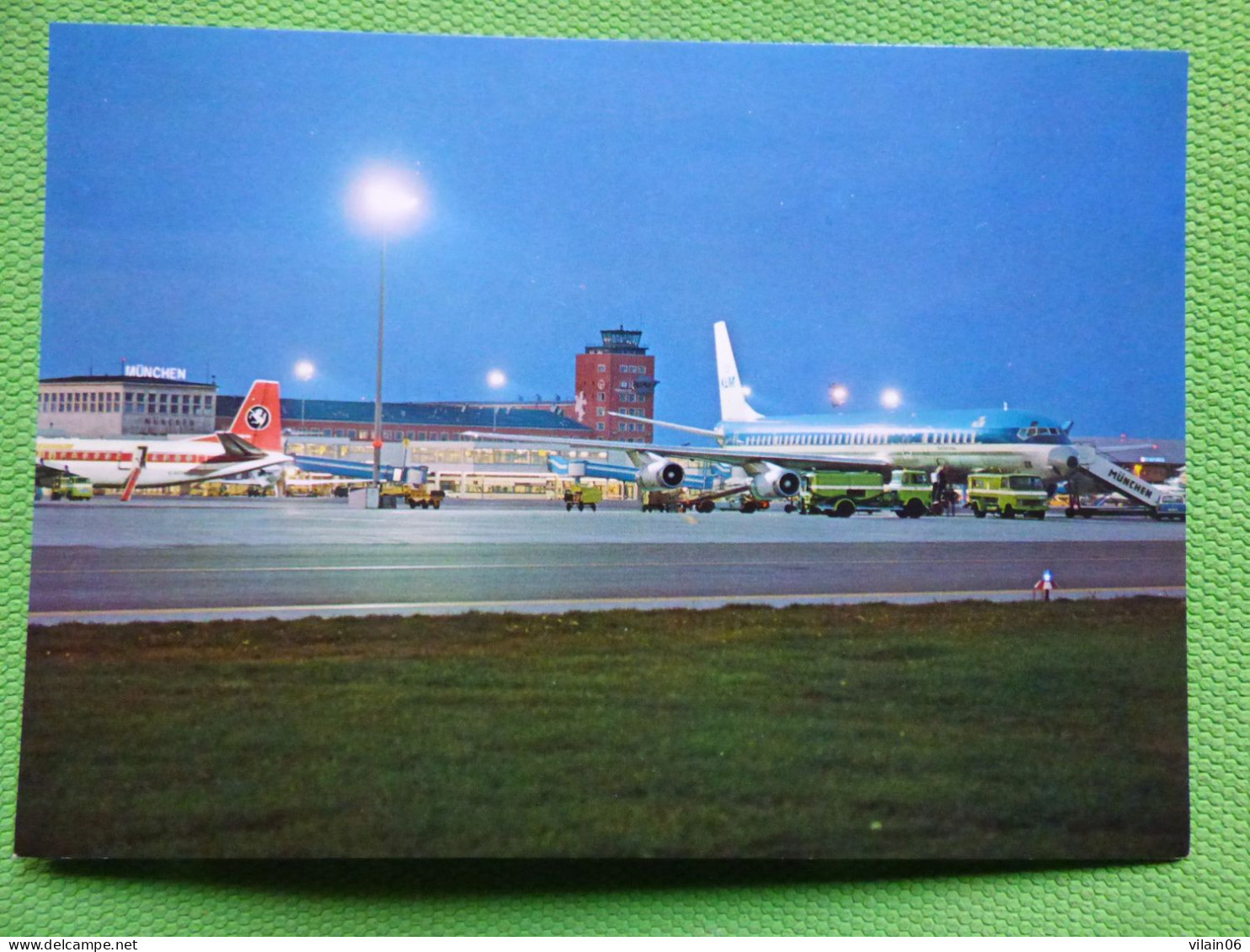 MUNCHEN  /  AEROPORT / AIRPORT / FLUGHAFEN - Aerodromes