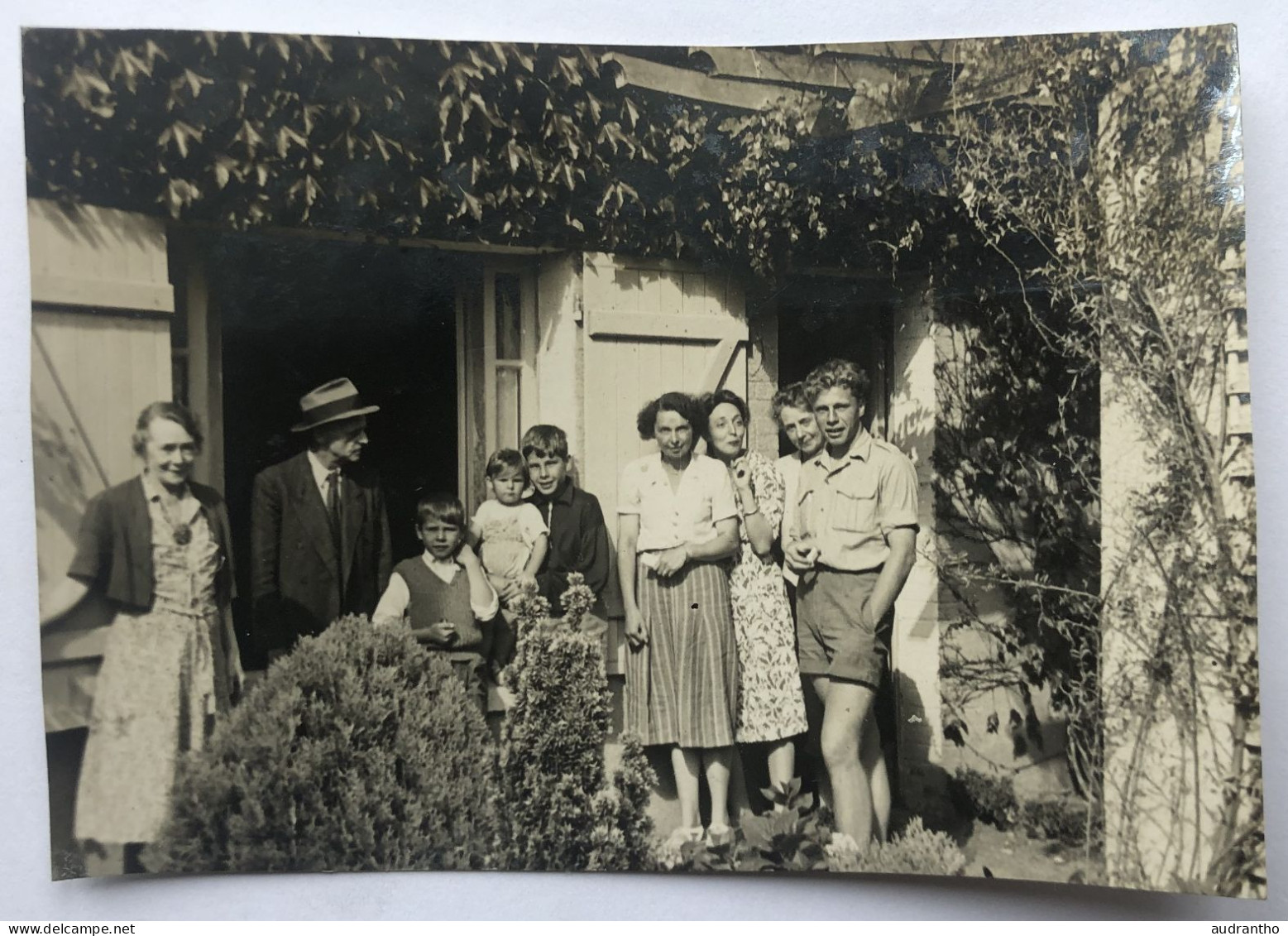 Photographie Ancienne 1949 - 22 Coëtmieux - Plusieurs Personnages - Places