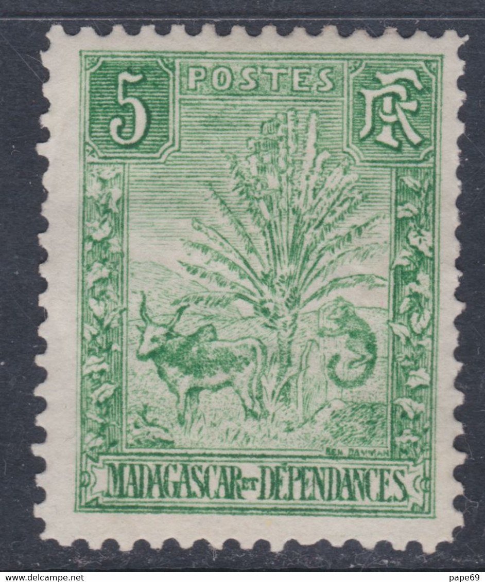 Madagascar N° 66 X Partie De Série "Zébu Et L'arbre Du Voyageur" : 5 C. Vert Trace De Charnière Sinon TB - Unused Stamps