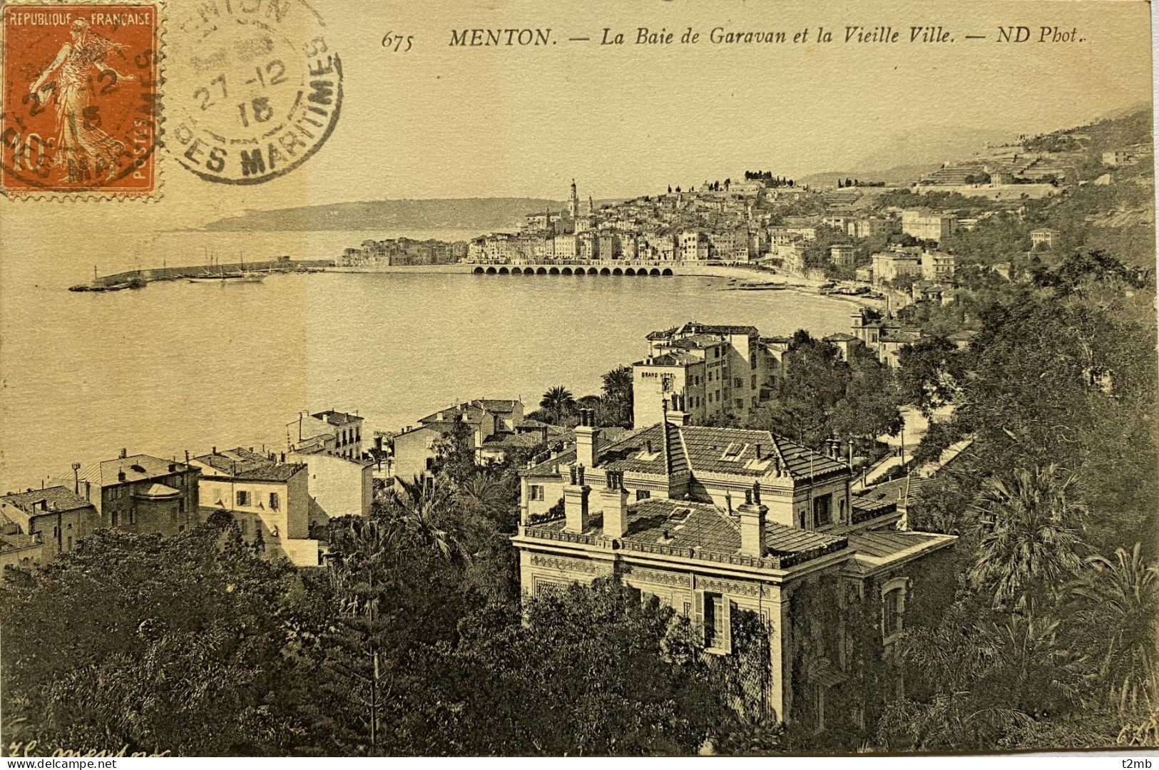 CPA (Alpes Maritimes) - MENTON - La Baie De Garavan Et La Vieille Ville (n° 675) - Menton
