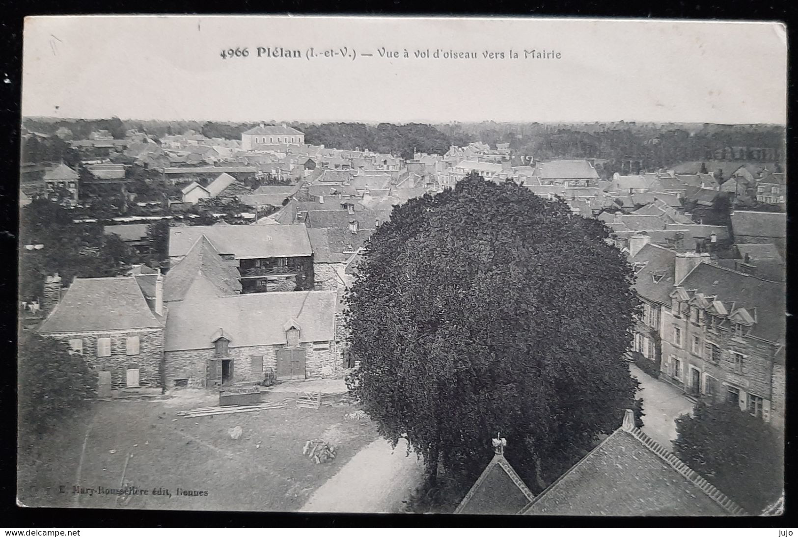 35 - Plélan (I.etV.) - Vue à Vol D'oiseau Vers La Mairie - Timbre Taxe 10 Ct De 1913 - - Altri & Non Classificati