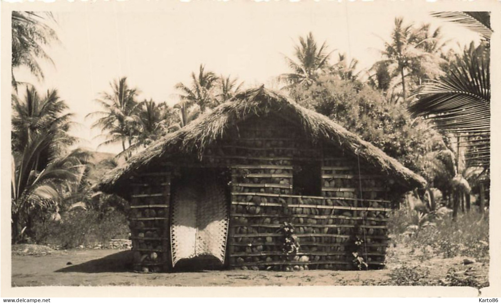Ile Ouen , Nouvelle Calédonie * Case Indigène * éthnique Ethno Ethnic * Photo Ancienne 10.8x6.6cm - Nouvelle Calédonie