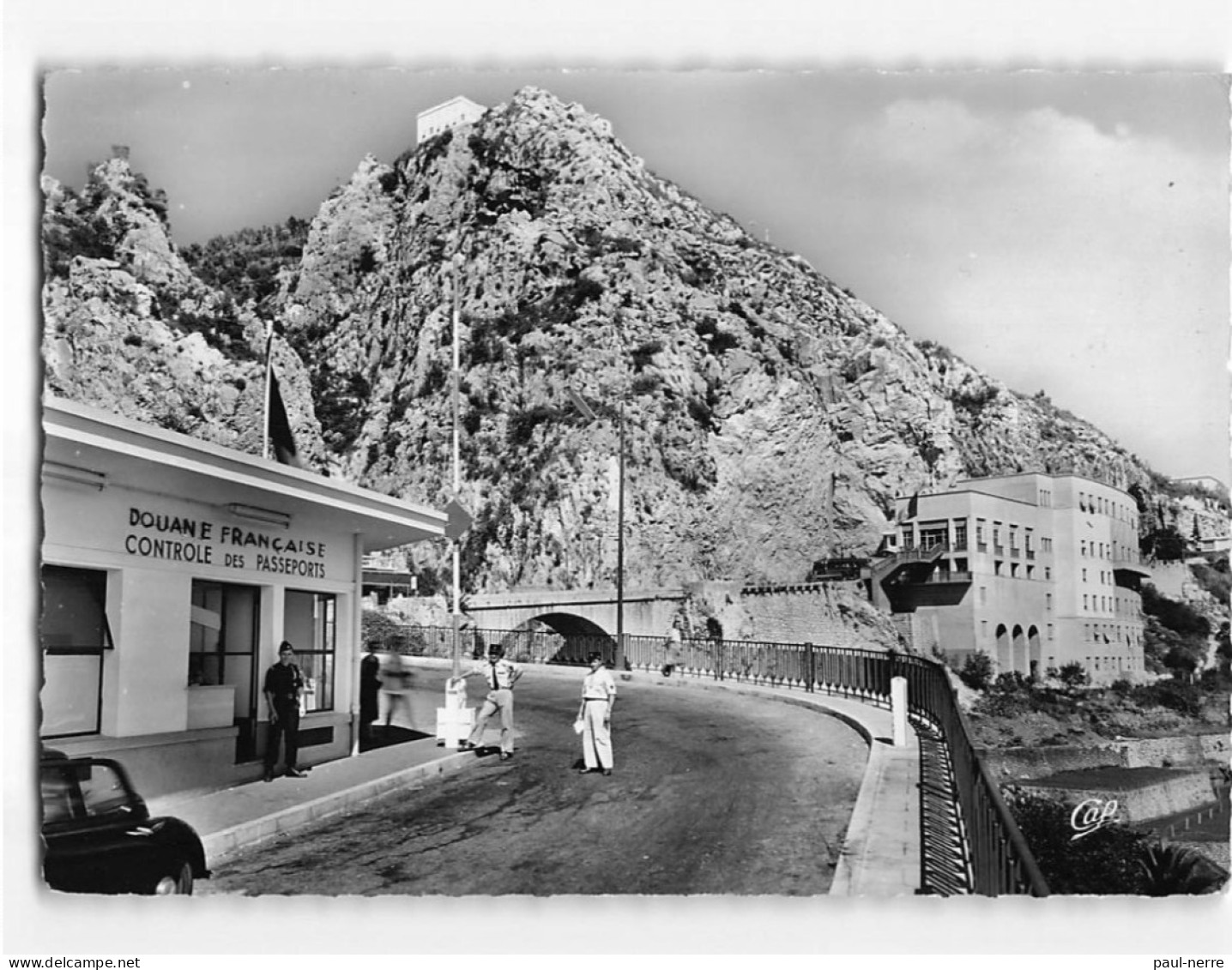 MENTON : Les Deux Postes Frontière Et Le Pont Saint-Louis - Très Bon état - Menton