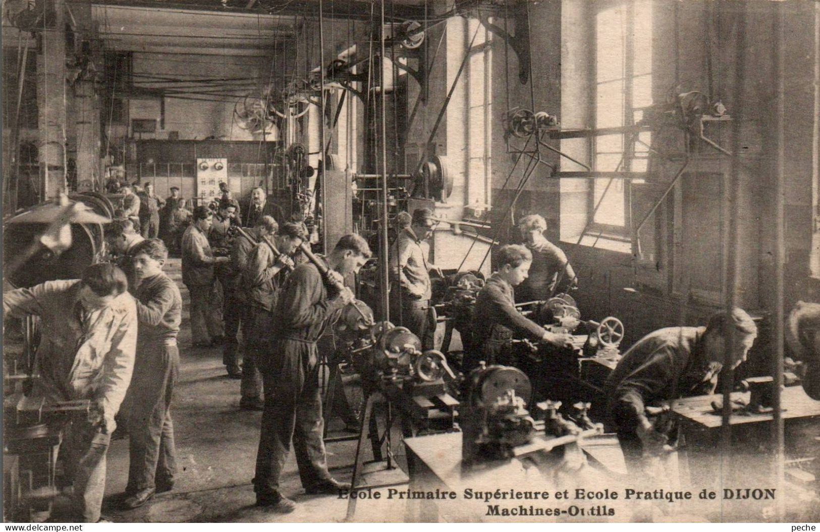 N°2609 W -cpa Dijon -école Primaire Supérieur -machine Outils- - Dijon