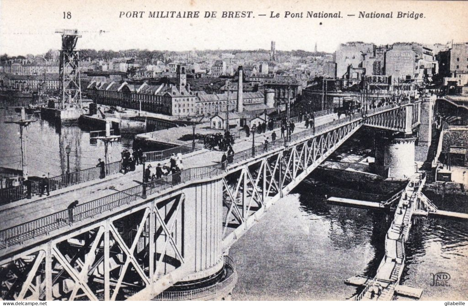 29 -  Port Militaire De BREST - Le Pont National - Brest