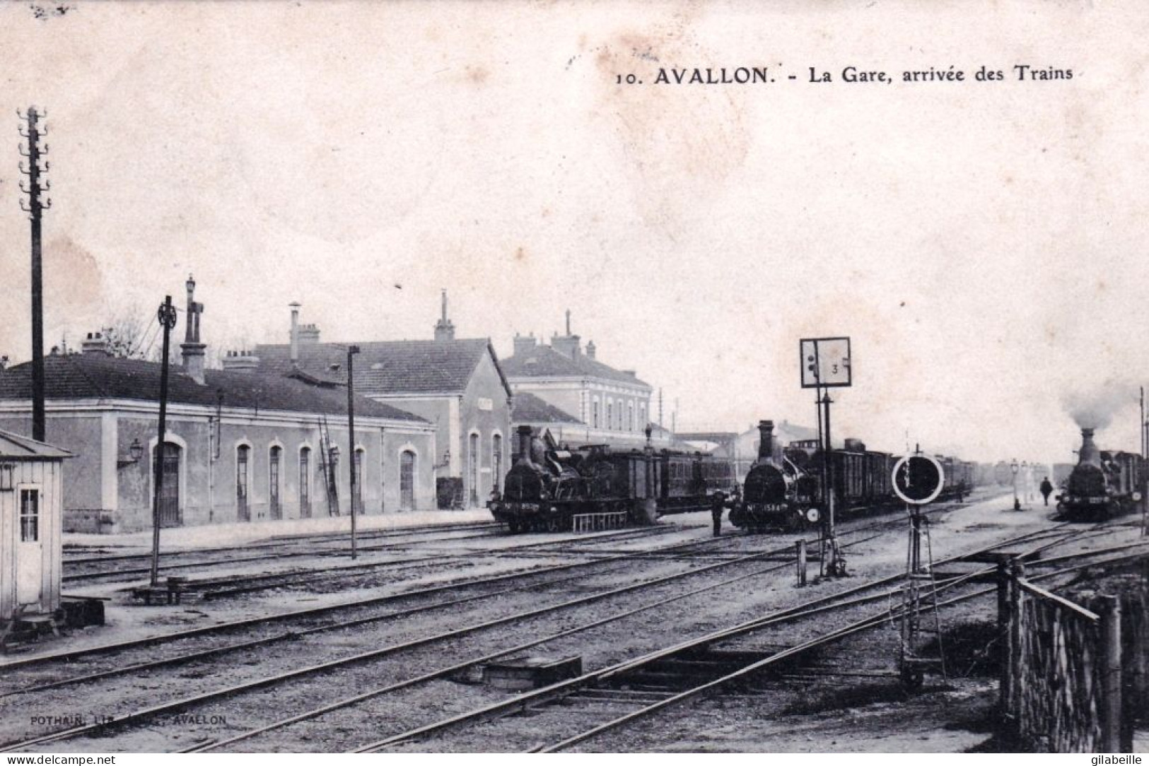 89 - Yonne -  AVALLON - Arrivée Des Trains - Avallon