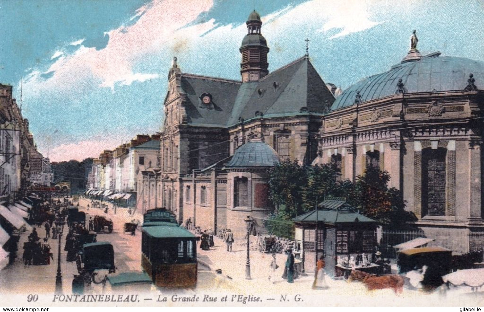 77 - Seine Et Marne -  FONTAINEBLEAU - La Grande Rue Et L église  - Fontainebleau