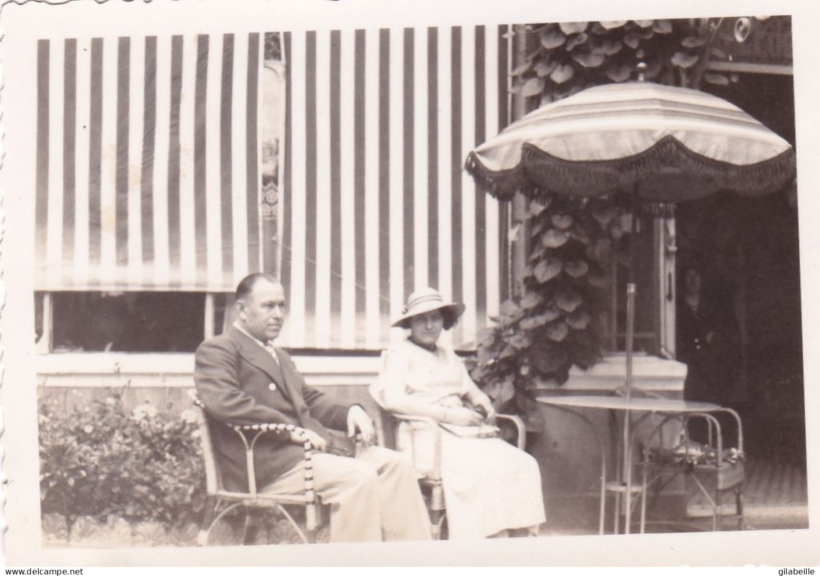 Photo 9.0 X 6.3 -  PAU   (64 ) A La Terrasse De L Hotel De L Europe  - Aout 1934 - Places