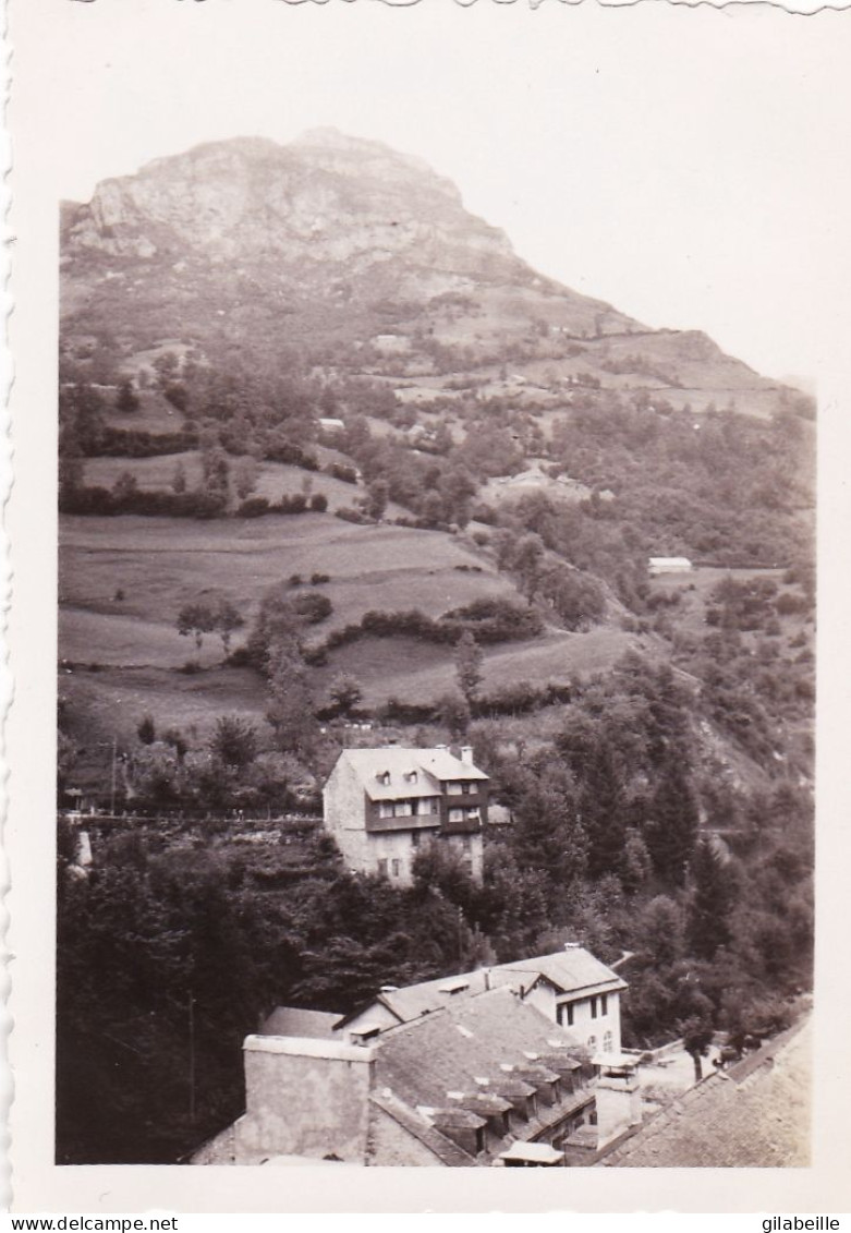 Photo 9.0 X 6.3 -  EAUX BONNES   (64 ) Vue Sur La Vallée  - Aout 1934 - Places