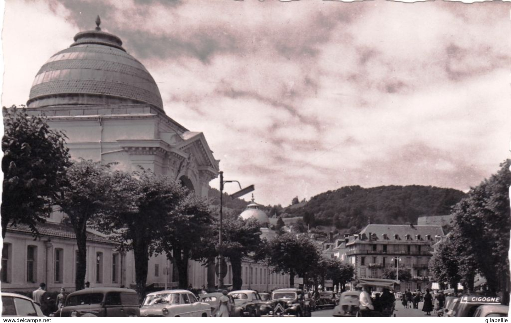 63 - Puy De Dome - LA BOURBOULE - Boulevard Georges Clemenceau - Les Grands Thermes Et L Hotel Des Etrangers - La Bourboule