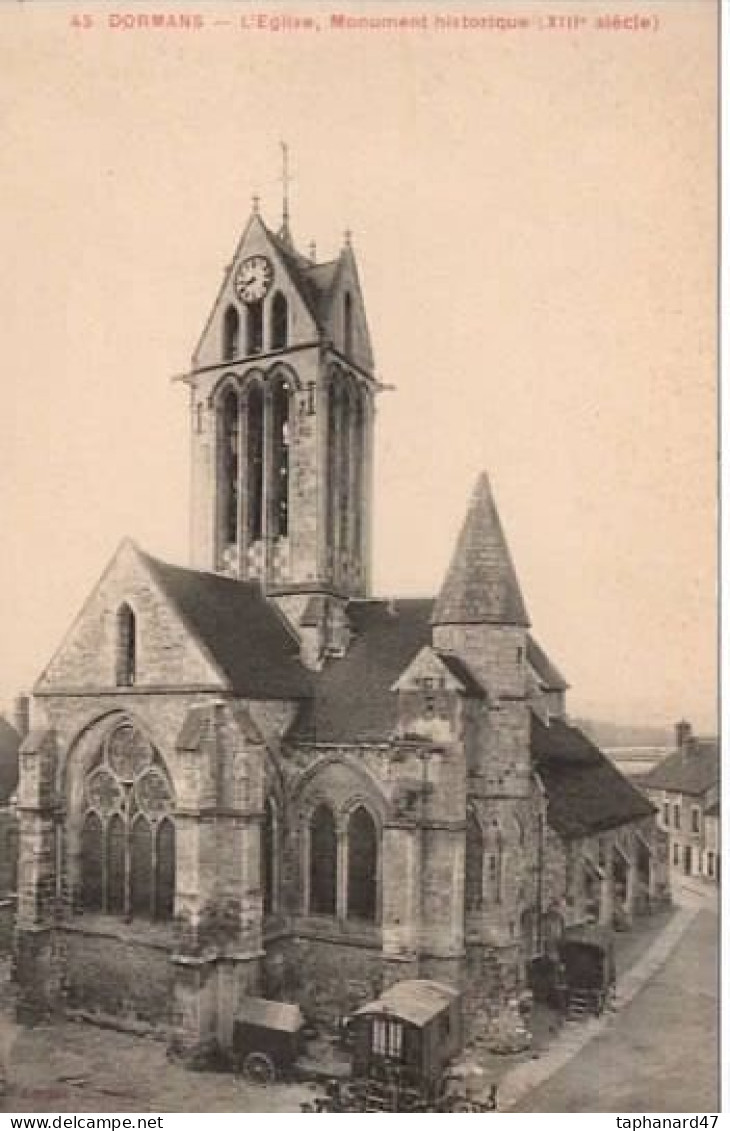 . 51 . DORMANS . L'Église, Monument Historique . Roulottes . - Dormans