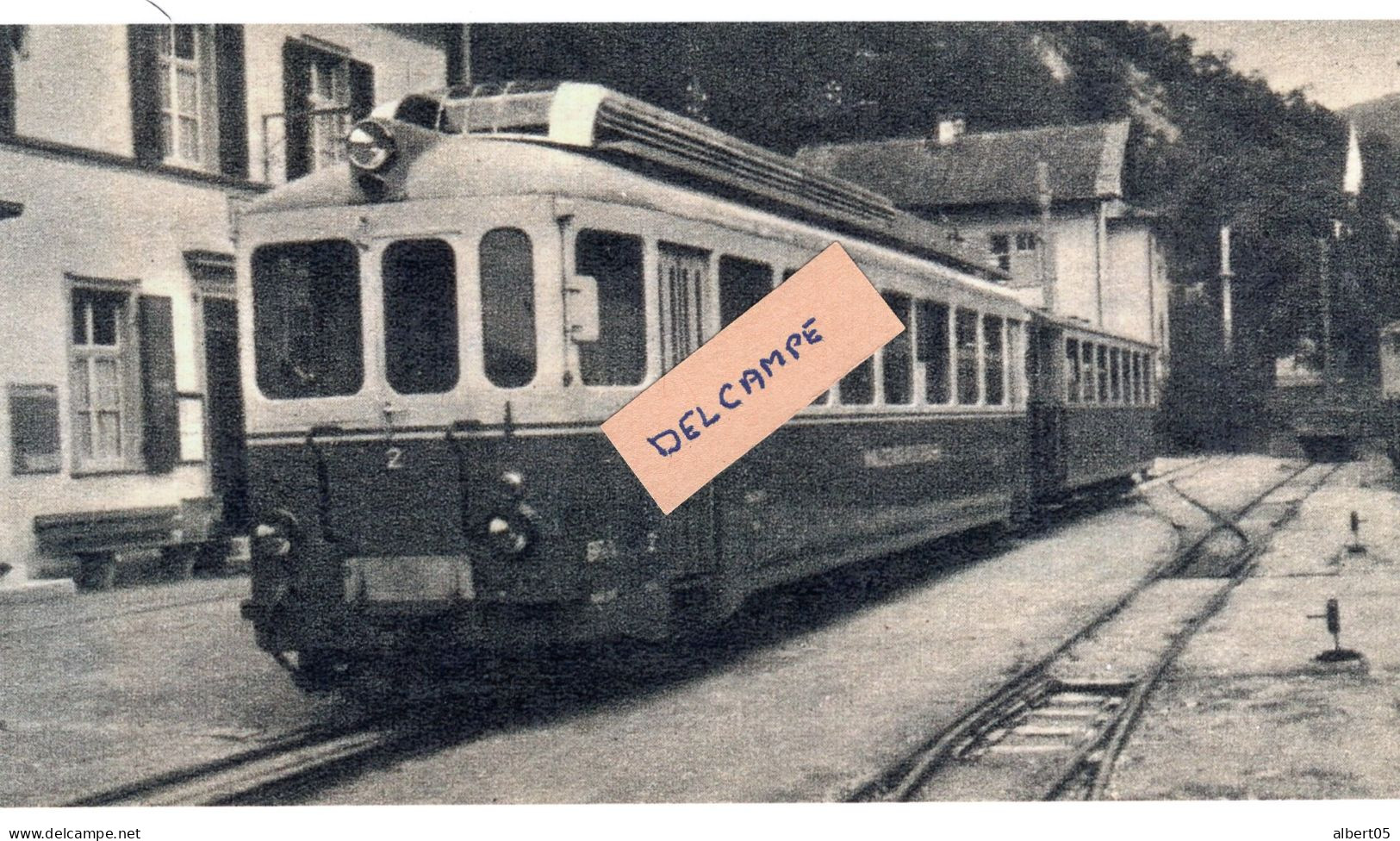Le Waldenburgerbah  à Voie De 75 Cm - Motrice Et Remorque En Gare De Waldenburg En 1961 - Reproduction - Waldenburg