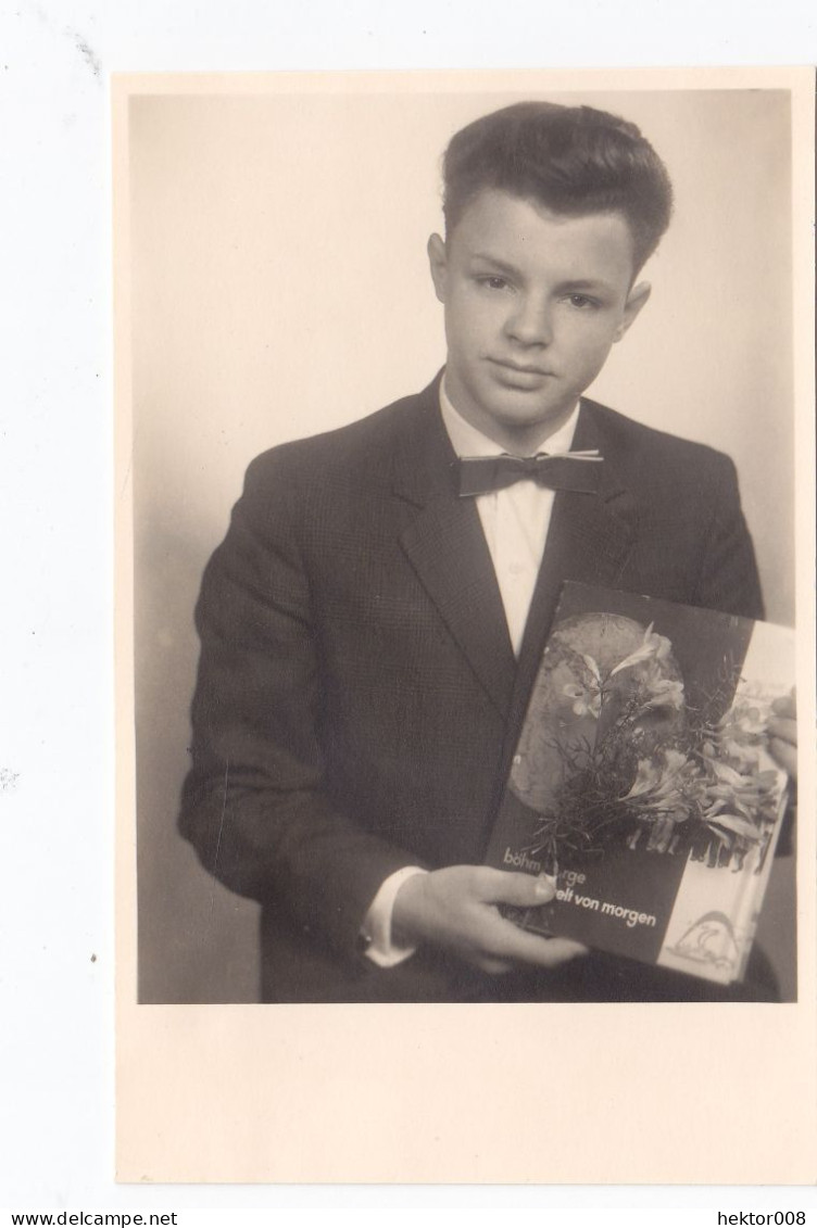 Altes Foto.Junger Mann Jugendweihe 1961. (  B12  ) - Anonymous Persons