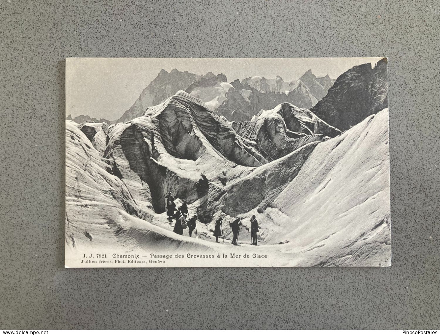 Chamonix - Passage Des Crevasses A La Mer De Glace Carte Postale Postcard - Chamonix-Mont-Blanc