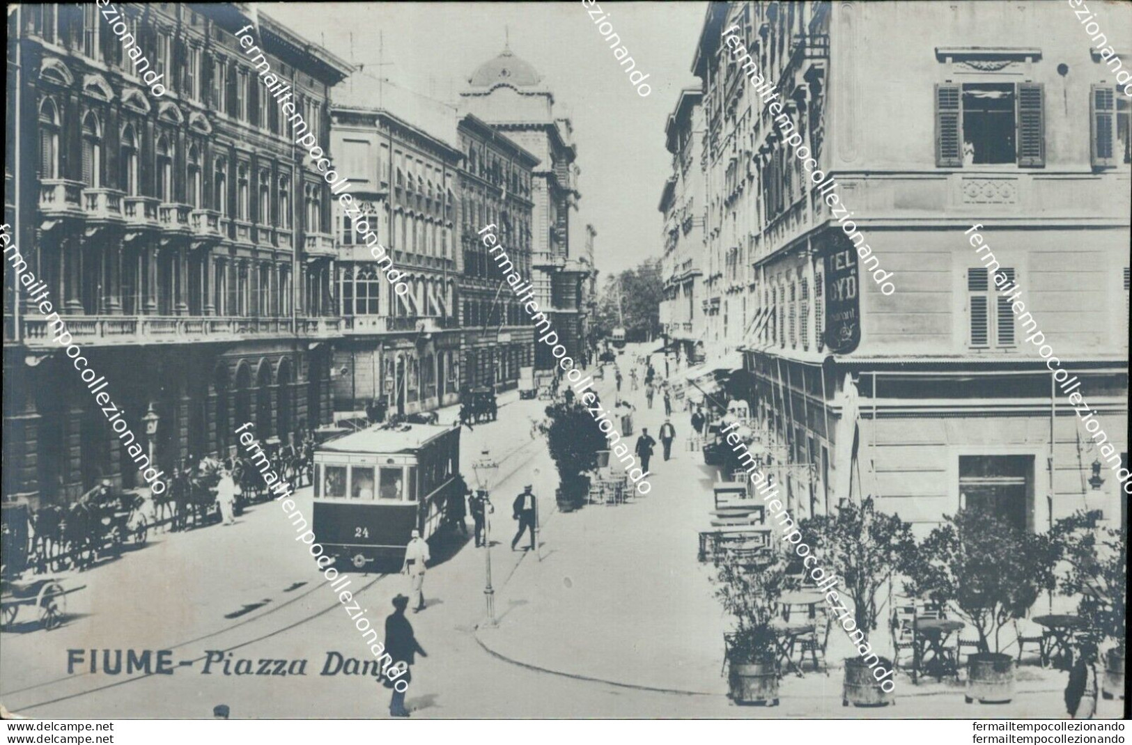 Al651 Cartolina  Fotografica Fiume Piazza Dante Croazia - Andere & Zonder Classificatie