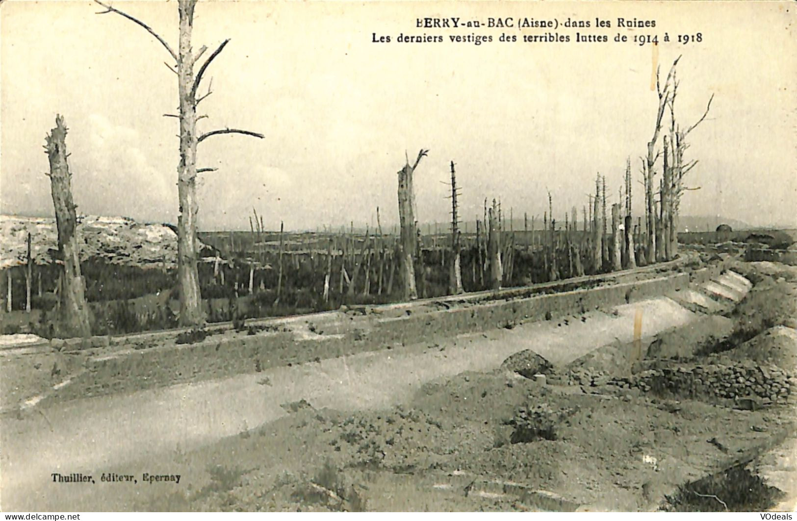 France (02) Aisne - Berry-au-Bac - Dans Les Ruines - Les Derniers Vestiges Des Terribles Luttes De 1914 à 1918 - Altri & Non Classificati