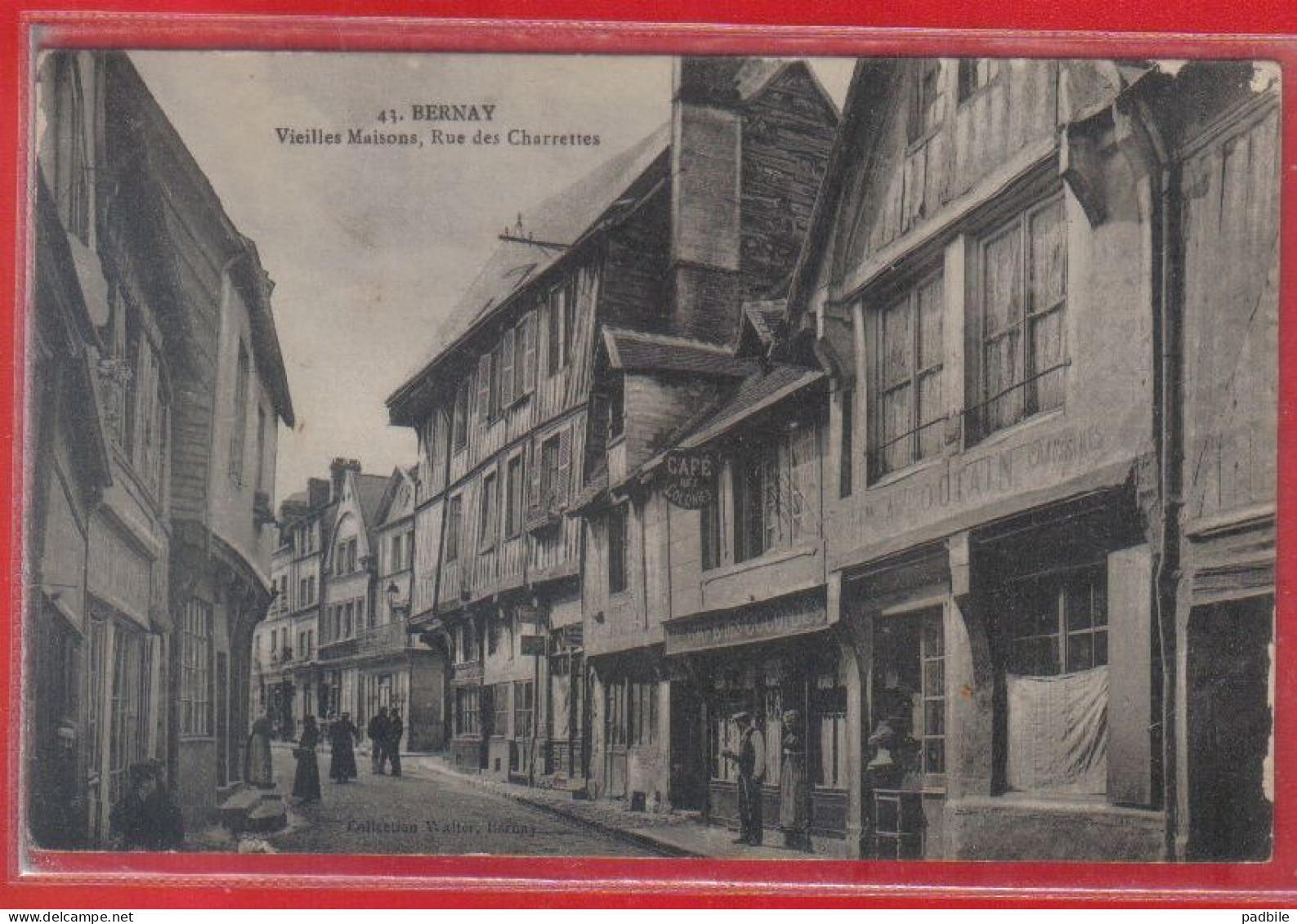 Carte Postale 27. Bernay  Rue Des Charrettes Très Beau Plan - Bernay