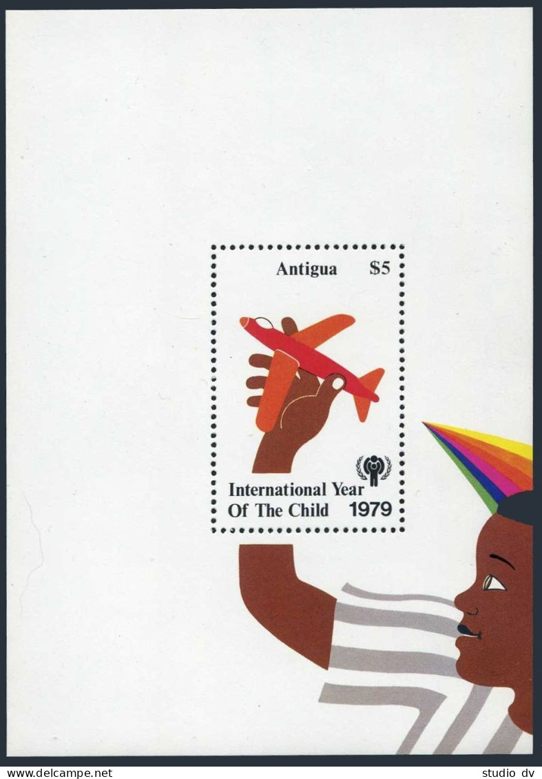 Antigua 537-540,541, MNH. Michel 538-541,542 Bl.42. IYC-1979, Children's Games. - Antigua And Barbuda (1981-...)