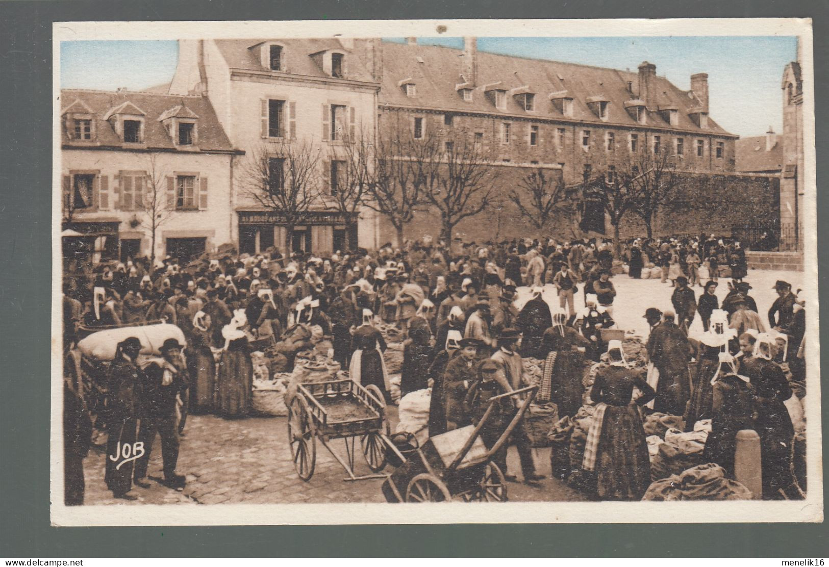 CP - 29 - Quimper - Place St-Mathieu - La Caserne - Jour De Marché Aux Pommes De Terre - Quimper