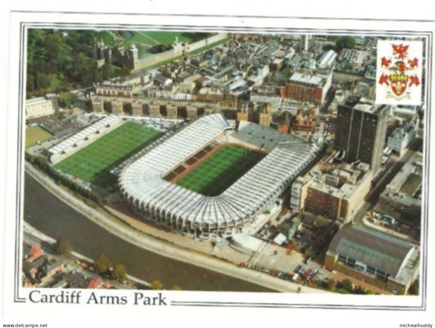 UK  STADIUM  POSTCARD   CARDIFF ARMS PARK - Estadios