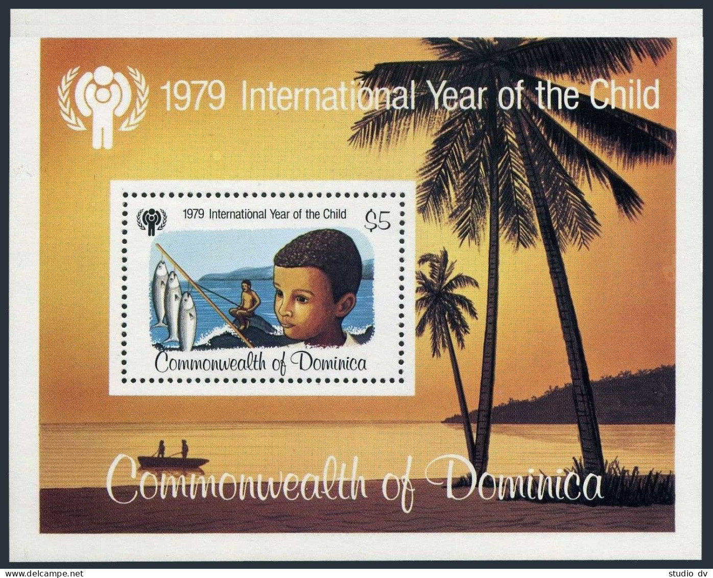 Dominica 613-616,617,MNH.Mi 625-628,Bl.54. IYC-1979.Canoe,Bananas,rabbit,Fishing - Dominique (1978-...)