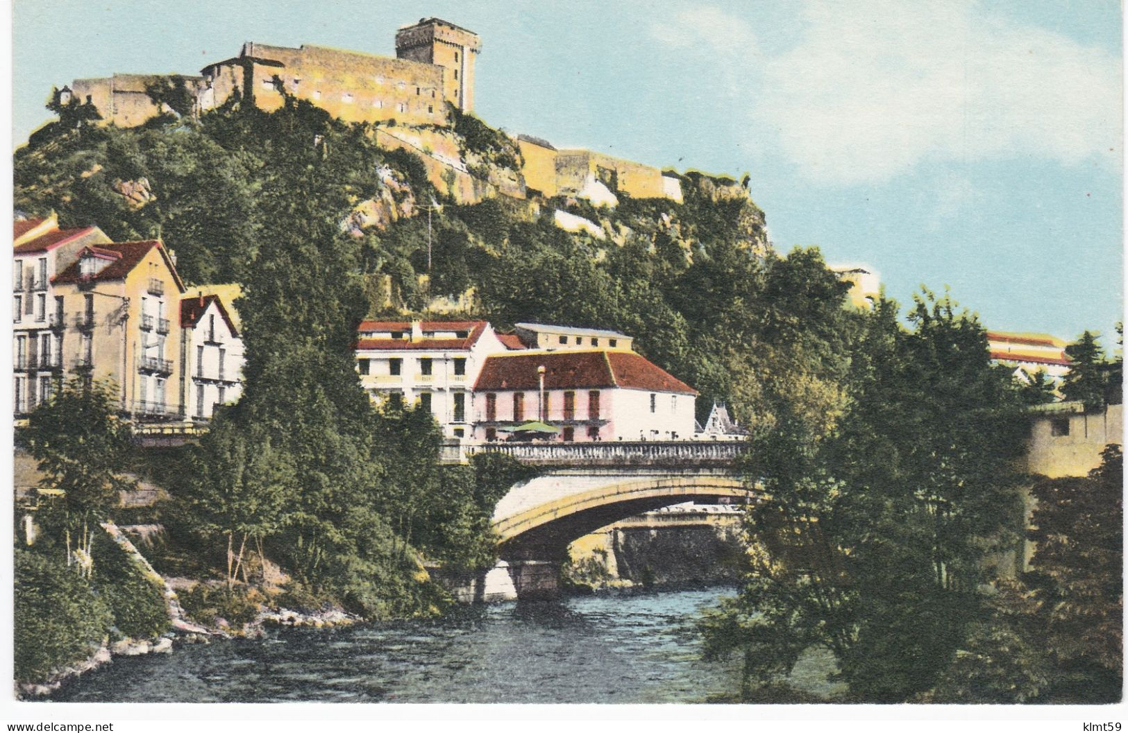 Lourdes - Le Château-Fort Et Le Gave - Lourdes