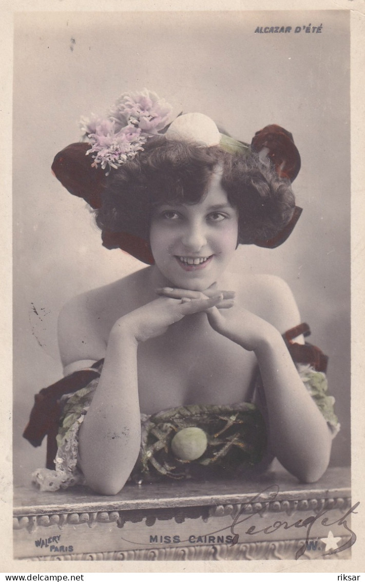 ARTISTE DE THEATRE(MISS CAIRNS) - Künstler