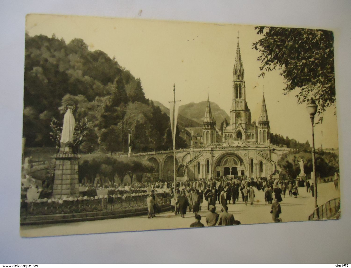 FRANCE POSTCARDS  LOURDES  CHURCH 1961 STAMPS - Other & Unclassified