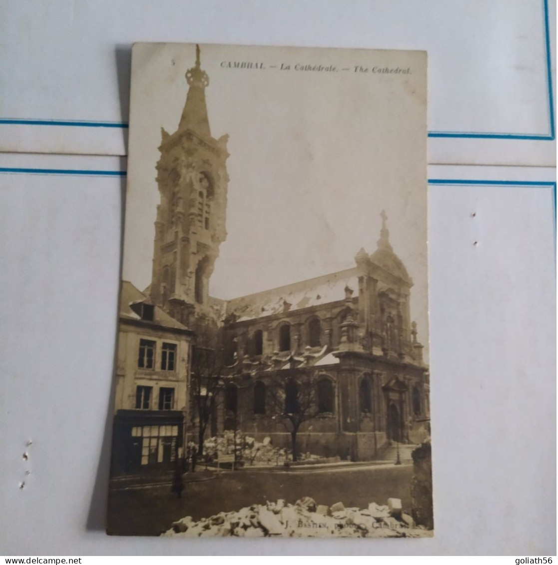 CPA De Cambrai - La Cathédrale - La Cathédrale Après Des Bombardements - Cambrai