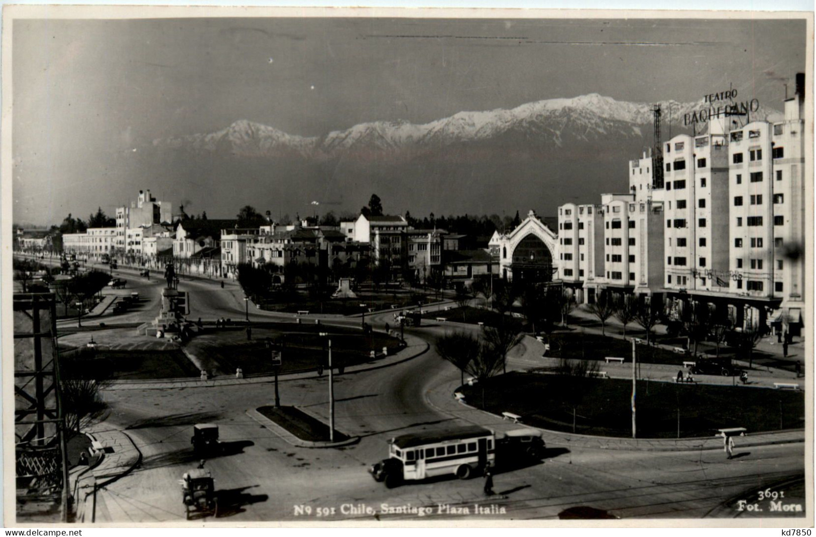 Chile - Santiago - Plaza Italia - Chili