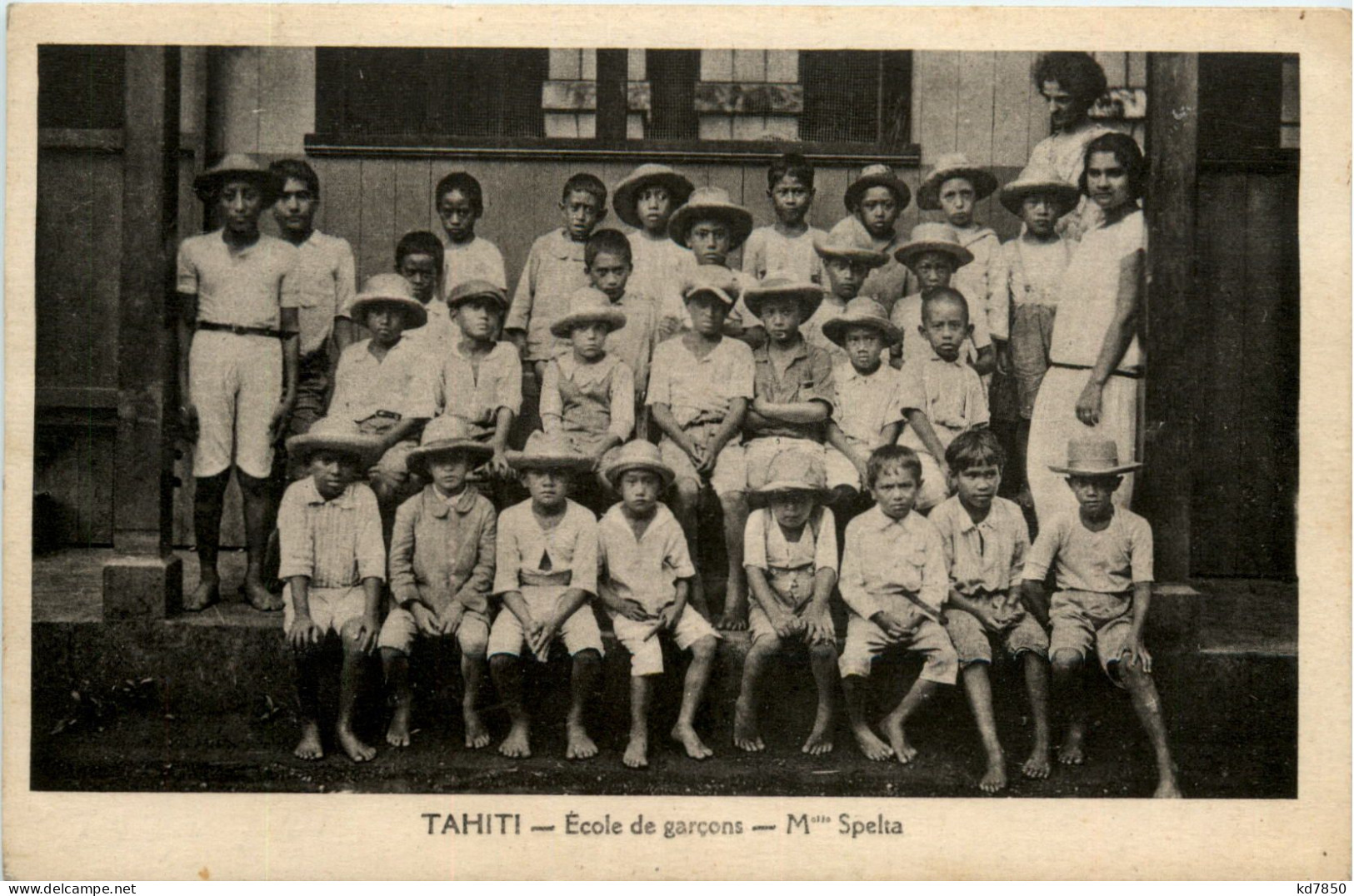 Tahiti - Ecole De Gacons - Tahiti
