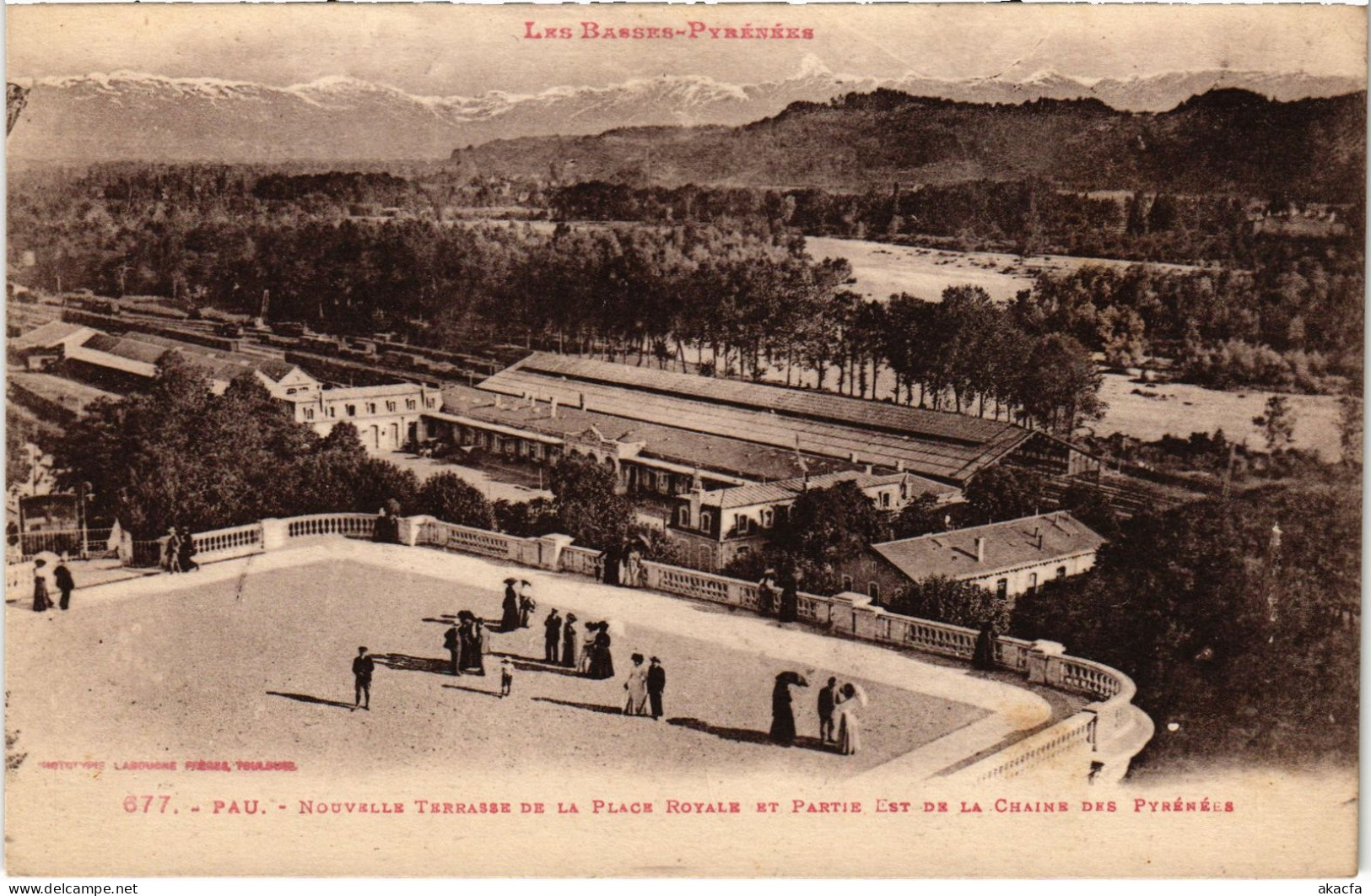 CPA Pyrénées Pau Terrasse Place Royale (1390129) - Pau