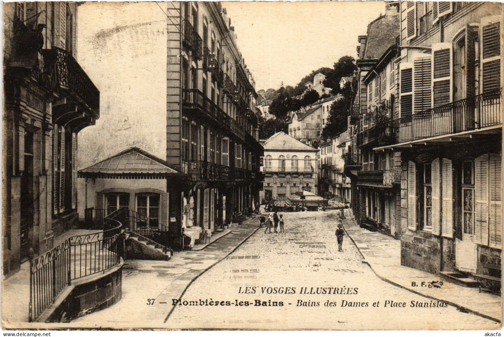 CPA Plombieres-les-Bains Bains Des Dames Place Stanislas (1391094) - Plombieres Les Bains