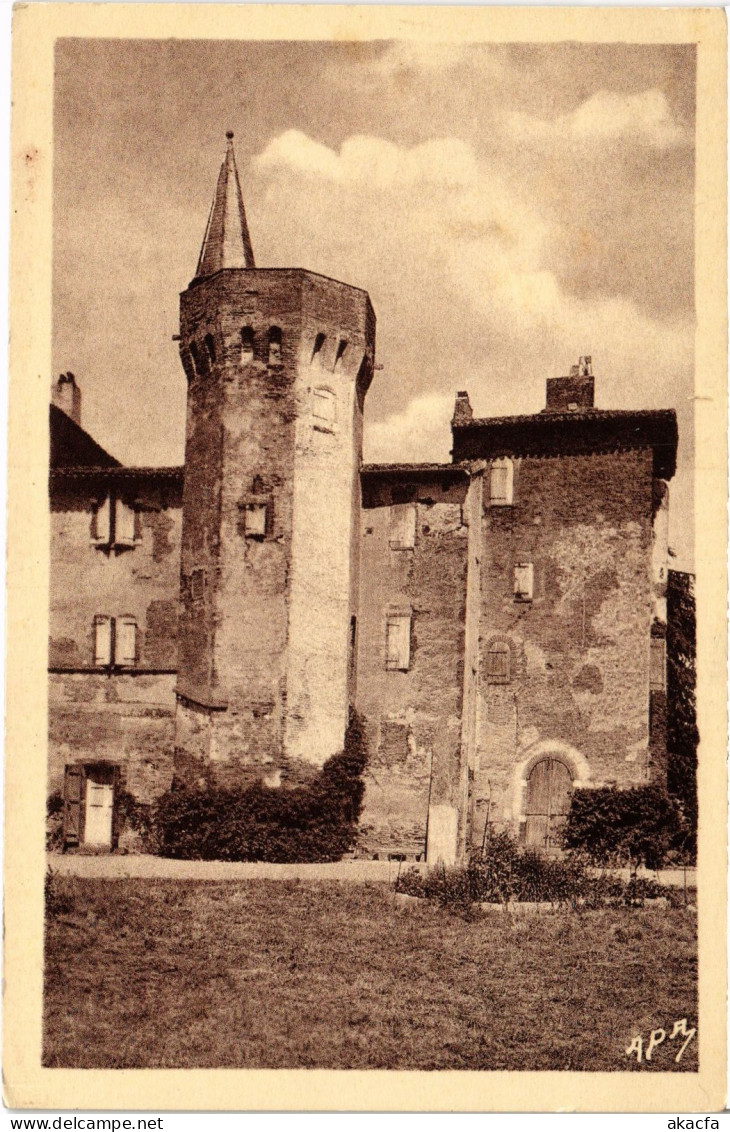 CPA Grisolles Tour Du Chateau (1391000) - Grisolles