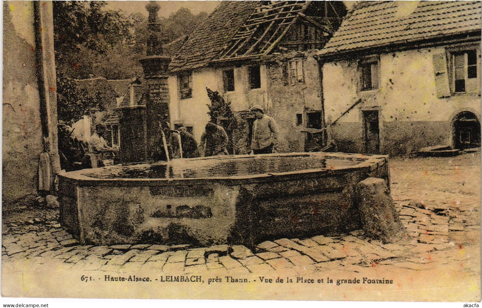 CPA Alsace Leimbach Pres Thann Place Et Grande Fontaine (1390488) - Sonstige & Ohne Zuordnung