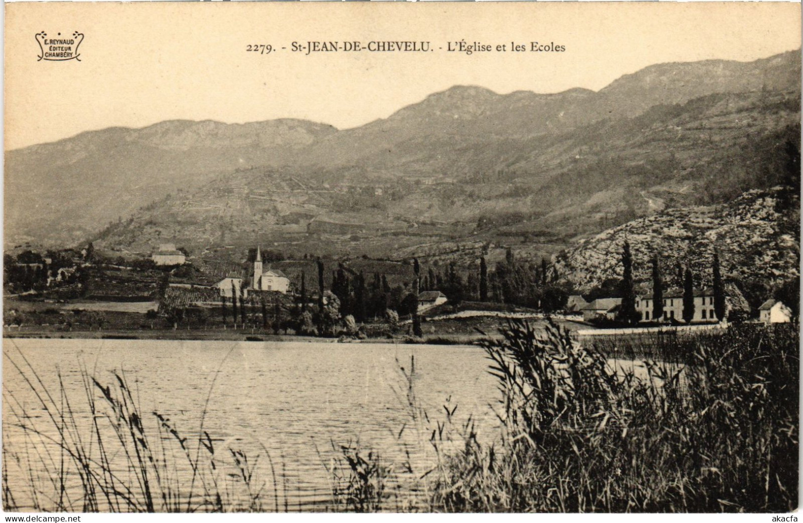 CPA St-jean-de-Chevelu Église Et Les Ecoles (1390722) - Autres & Non Classés