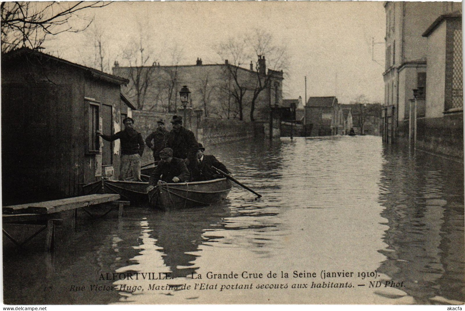 CPA Alfortville Rue Victor-Hugo Inondations (1391295) - Alfortville